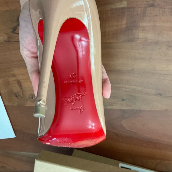 👠 Christian Louboutin Nude Patent Leather heels 👠 - Picture 6 of 12